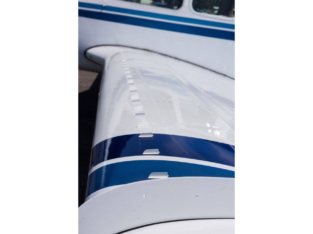 A photo of this 1976 Beechcraft A36 BONANZA
