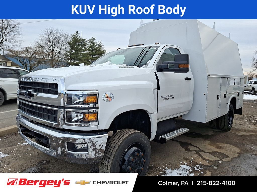 2024 CHEVROLET Silverado 5500HD in Colmar, PA