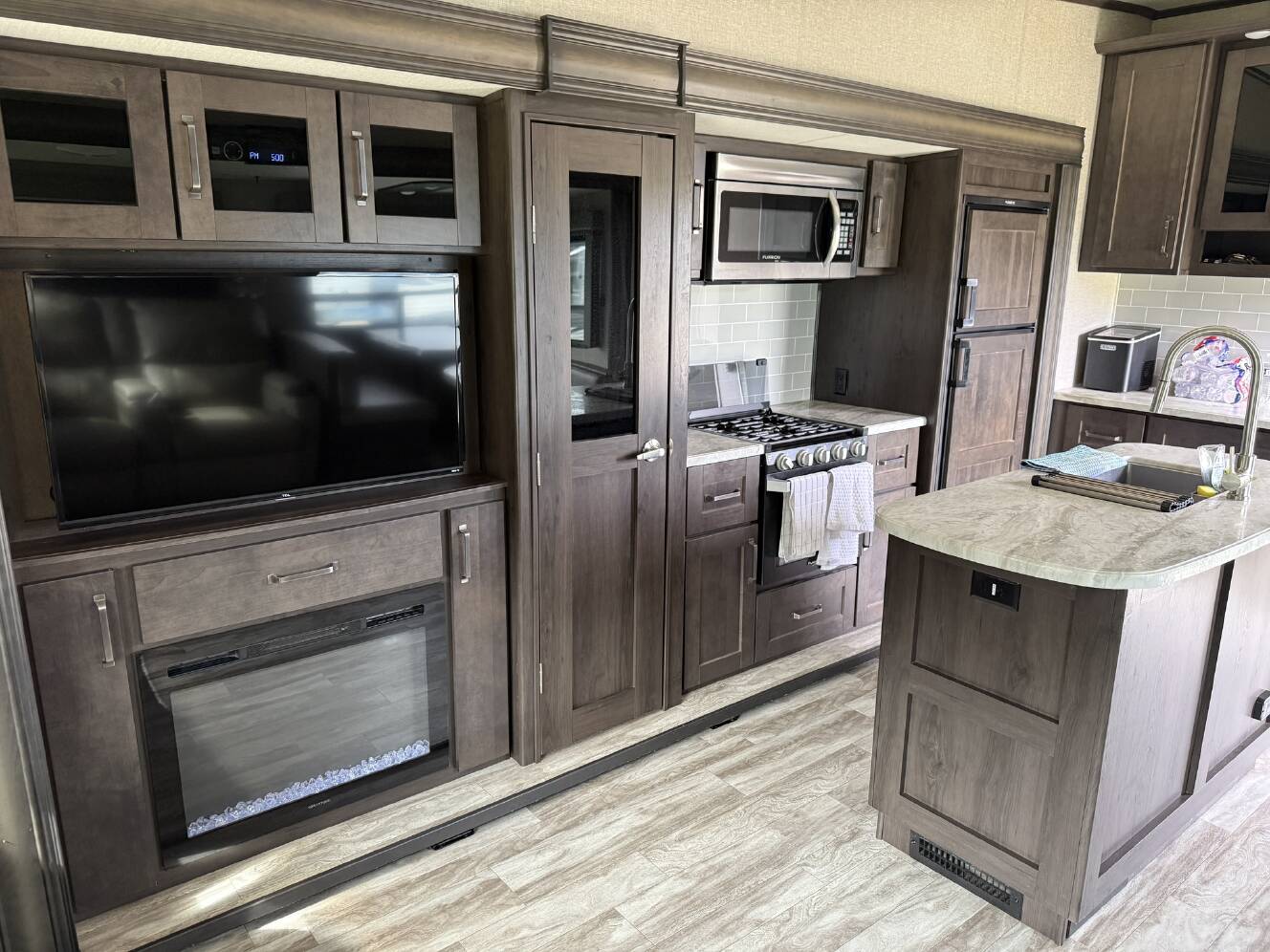 A photo of this 2020 Grand Design REFLECTION 150 SERIES 295RL