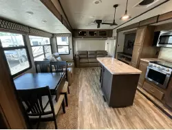 2019 COACHMEN CHAPARRAL 360IBL
