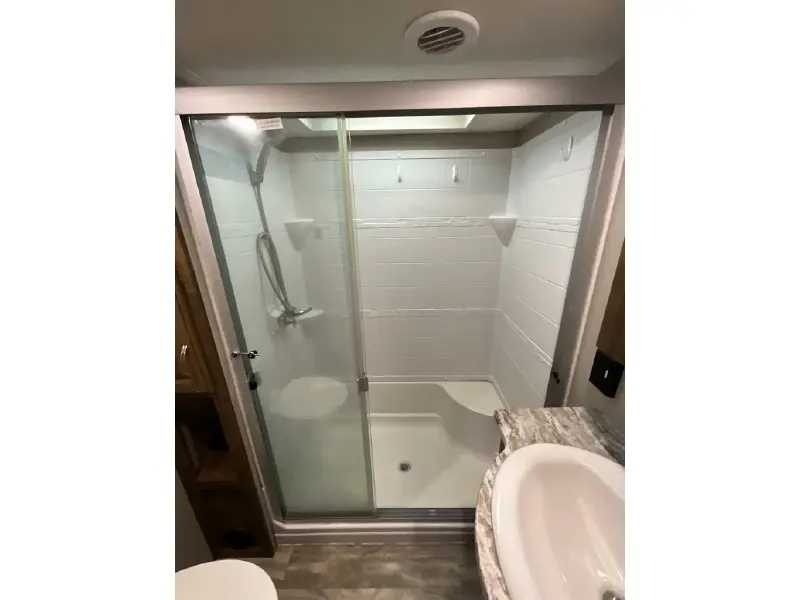 2019 COACHMEN CHAPARRAL 360IBL