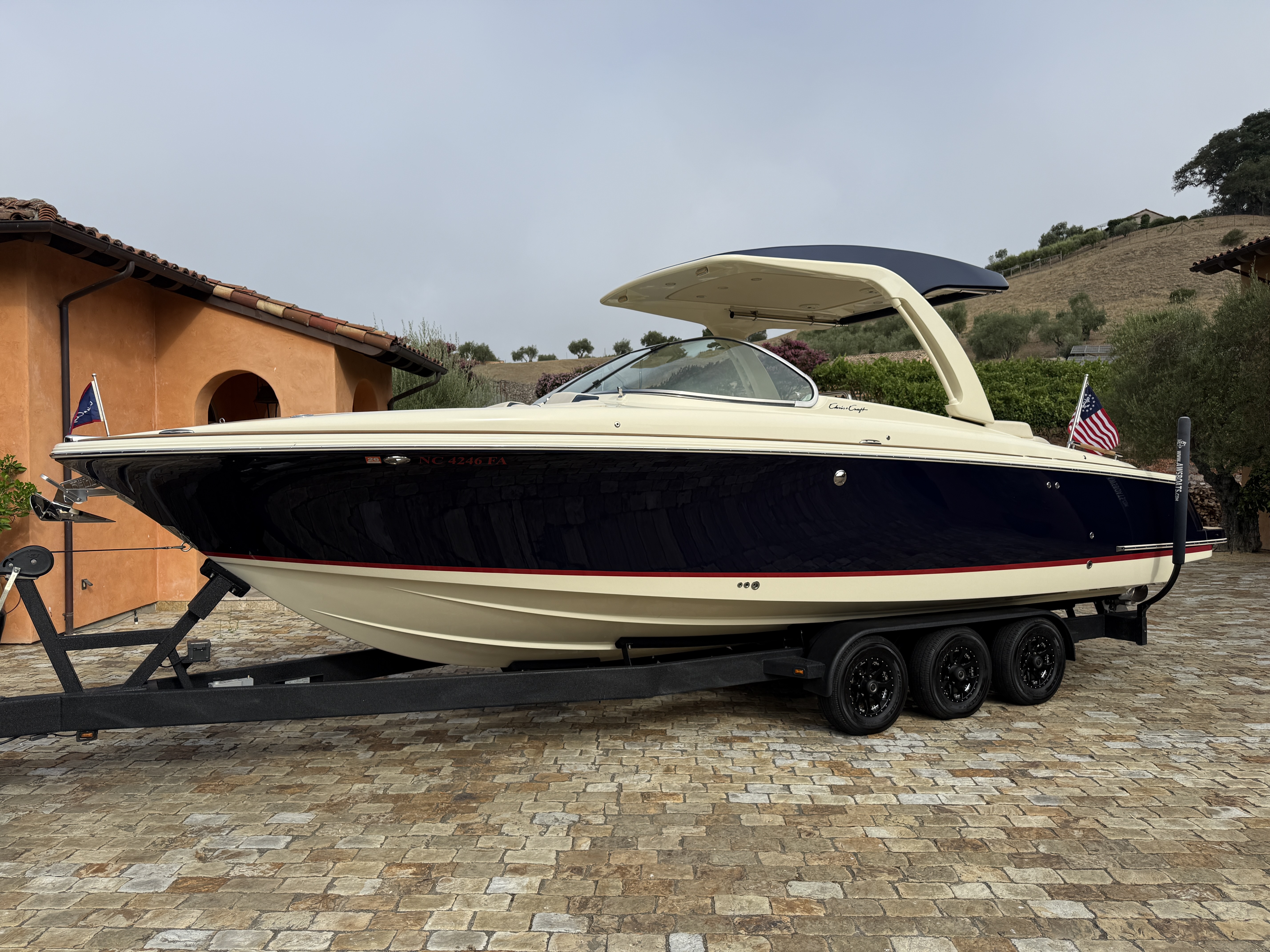 2021 Chris-Craft LAUNCH 31 GT Bowrider Boat boat