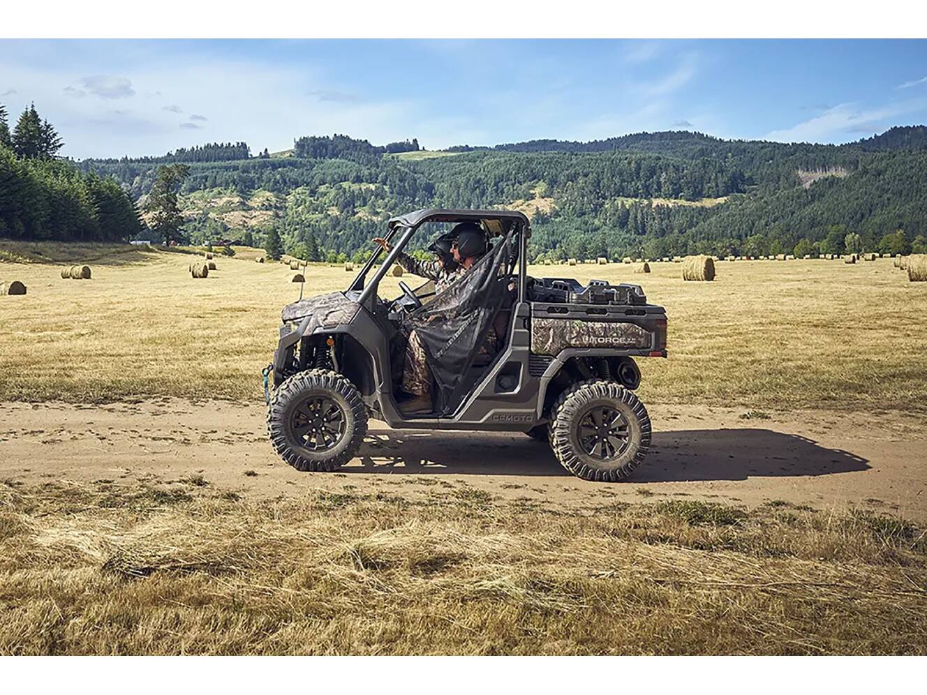 A photo of this 2025 CFMOTO UFORCE U10 Pro