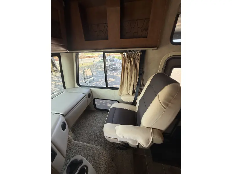 2014 THOR MOTOR COACH A.C.E. 30.1