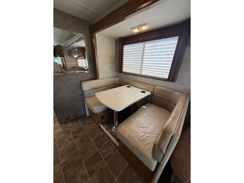 2014 THOR MOTOR COACH A.C.E. 30.1