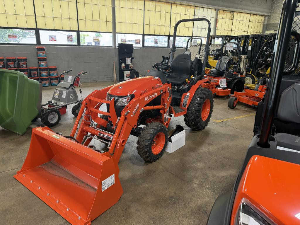 Kubota B2601HSD in Menomonee Falls, WI