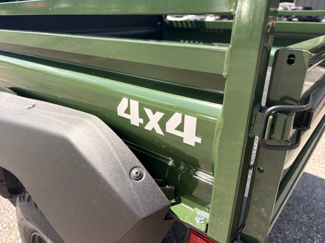 A photo of this 2026 Kawasaki MULE™ 4010 4x4