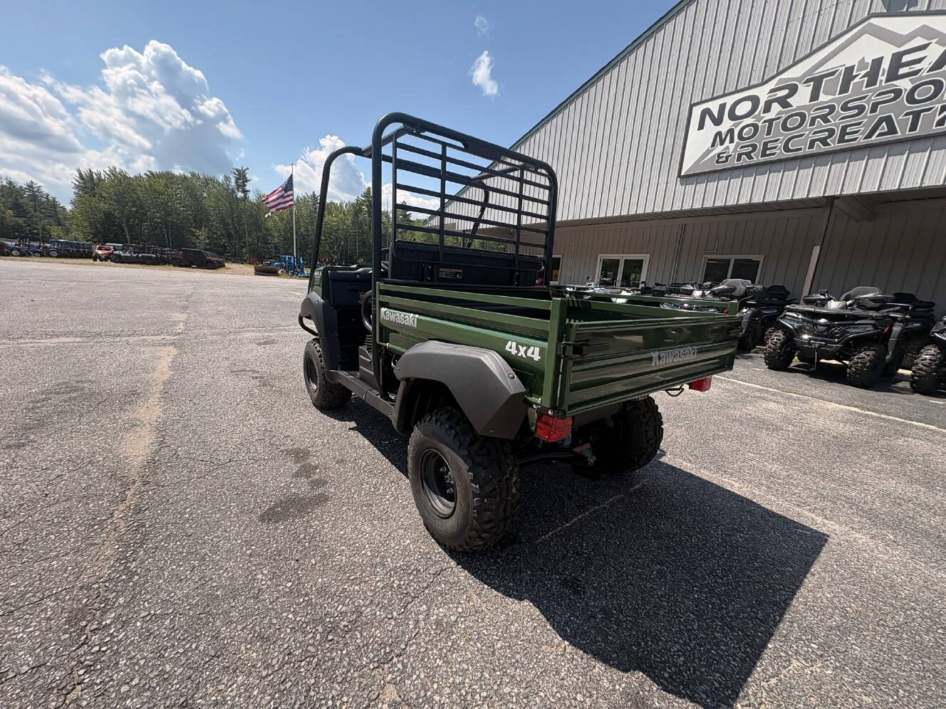 A photo of this 2026 Kawasaki MULE™ 4010 4x4