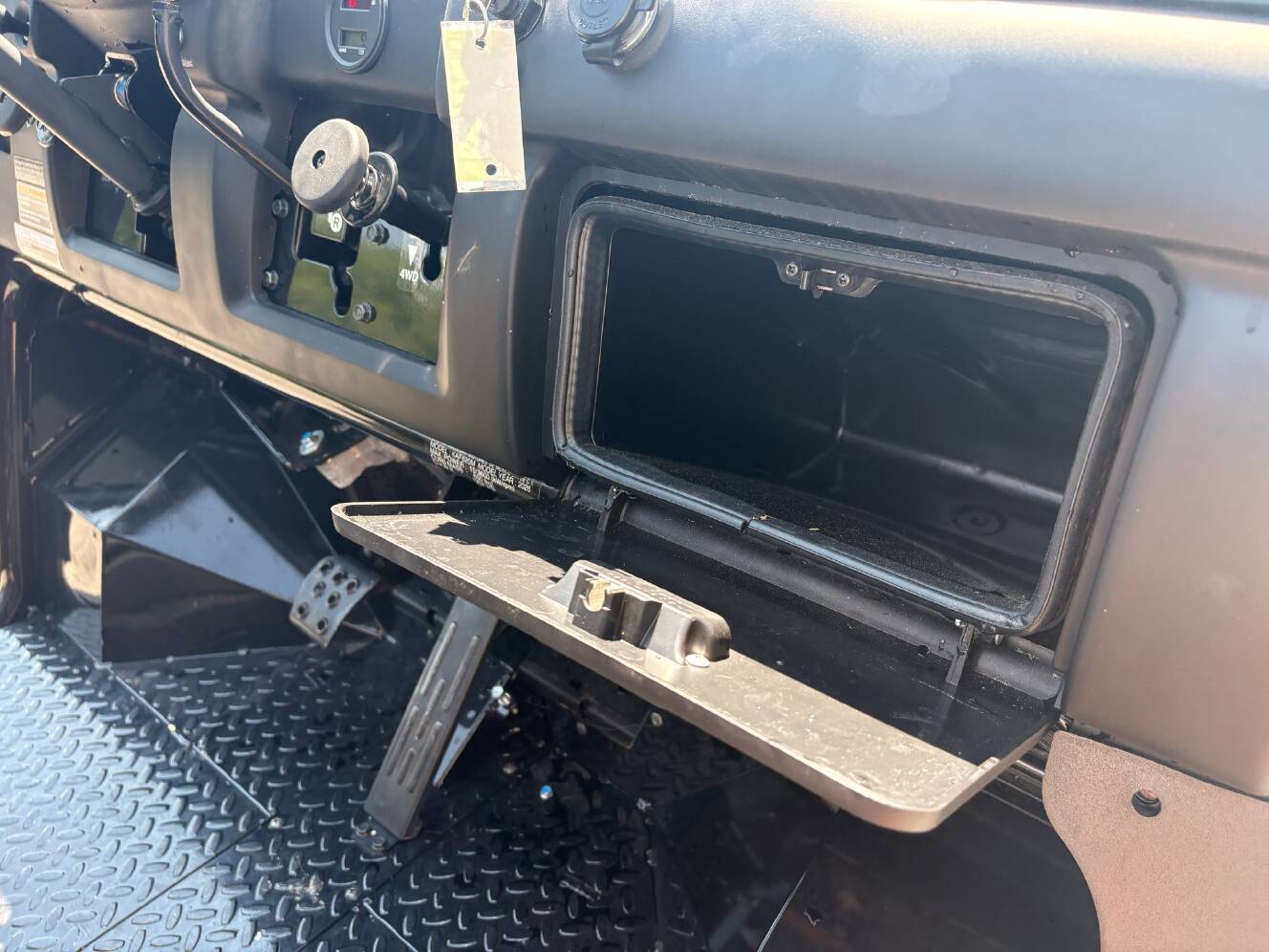 A photo of this 2026 Kawasaki MULE™ 4010 4x4
