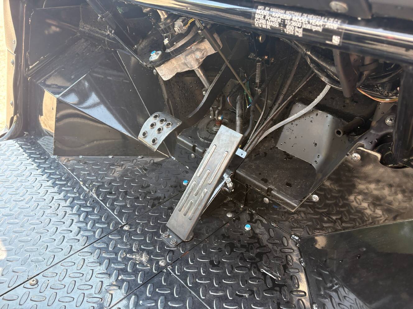 A photo of this 2026 Kawasaki MULE™ 4010 4x4