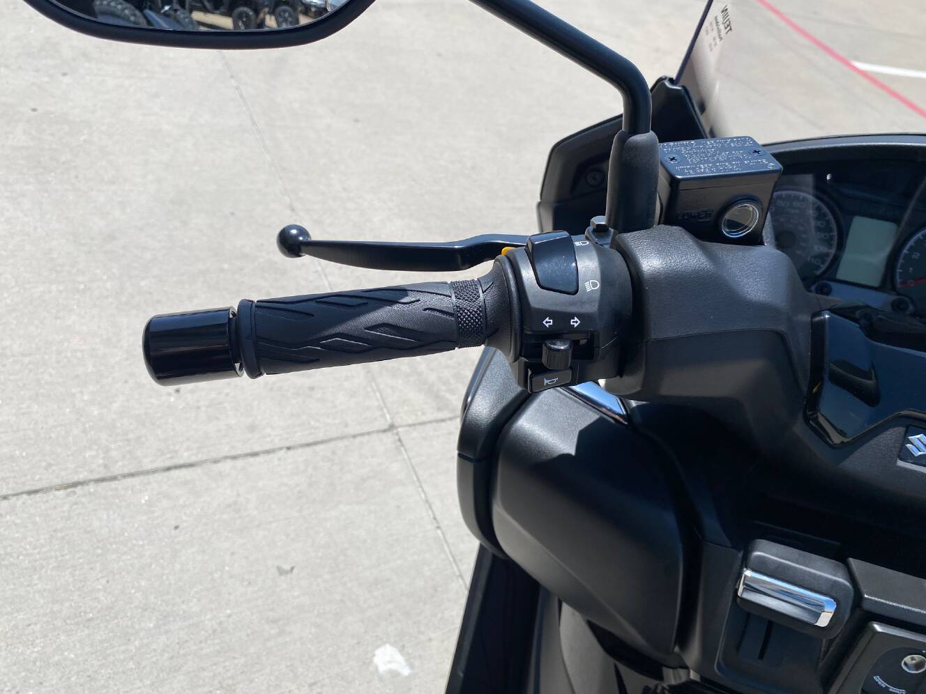A photo of this 2027 Suzuki AN400AM7