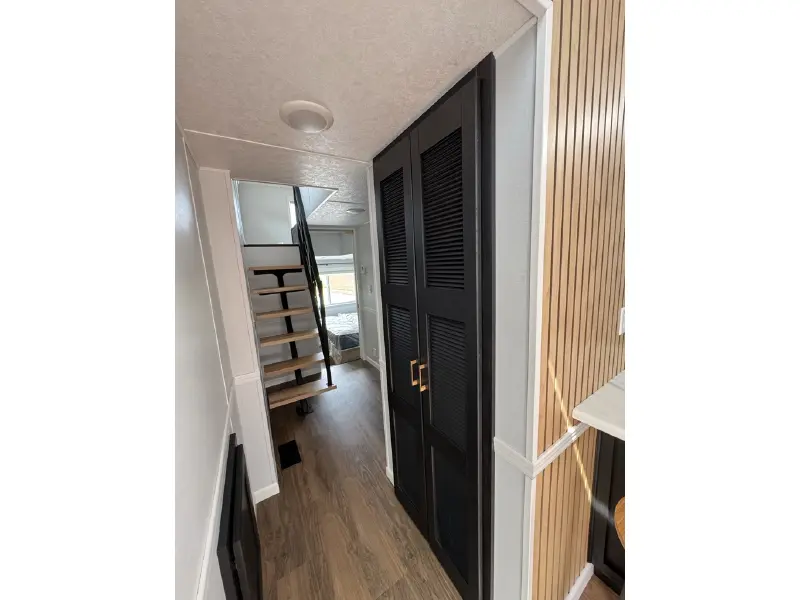 2026 WOODLAND PARK TR-266L