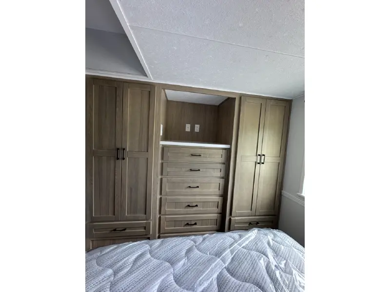 2026 WOODLAND PARK TR-266L