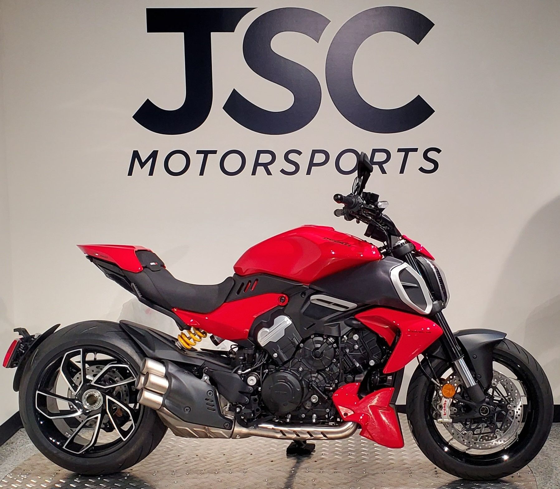 2026 Ducati Diavel V4 V4 in Albany, NY