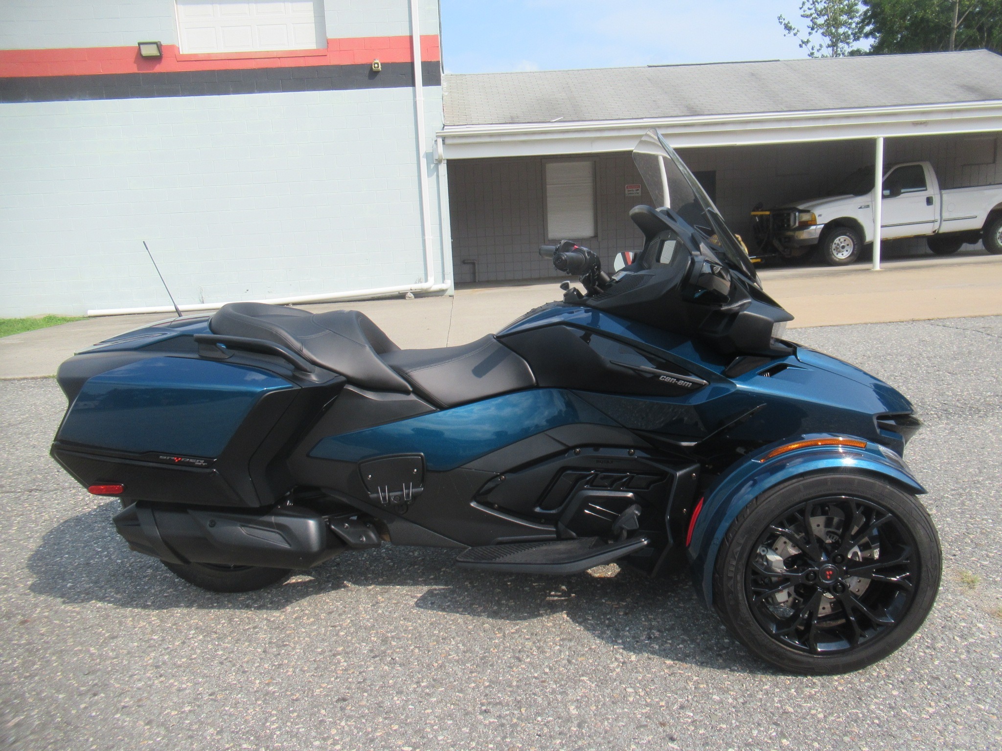 2023 Can-Am Spyder RT in Springfield, MA