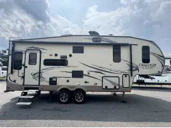 2018 FOREST RIVER FLAGSTAFF CLASSIC SUPER LITE 8524RLBS
