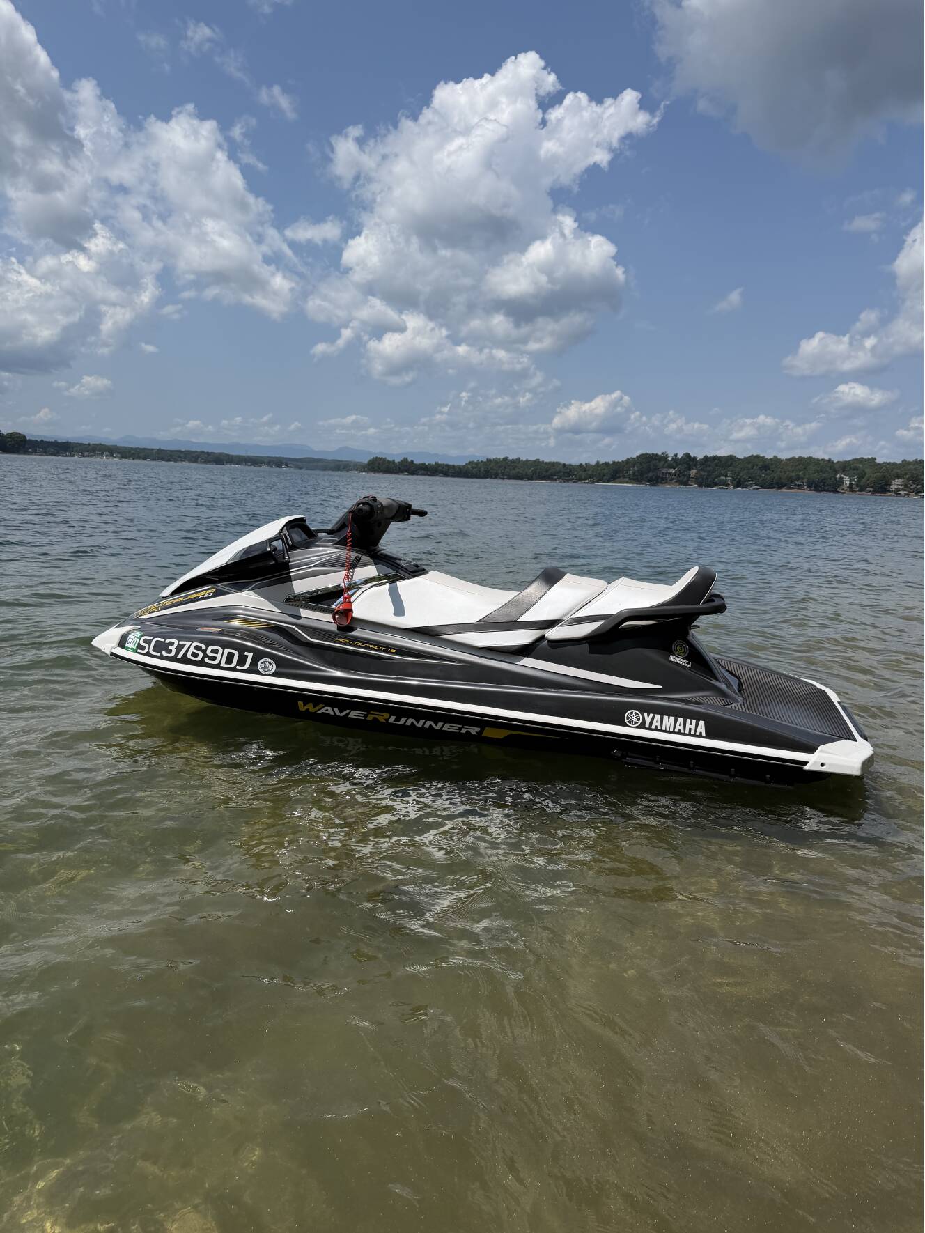 A photo of this 2018 Yamaha WAVERUNNER VX CRUISER HO