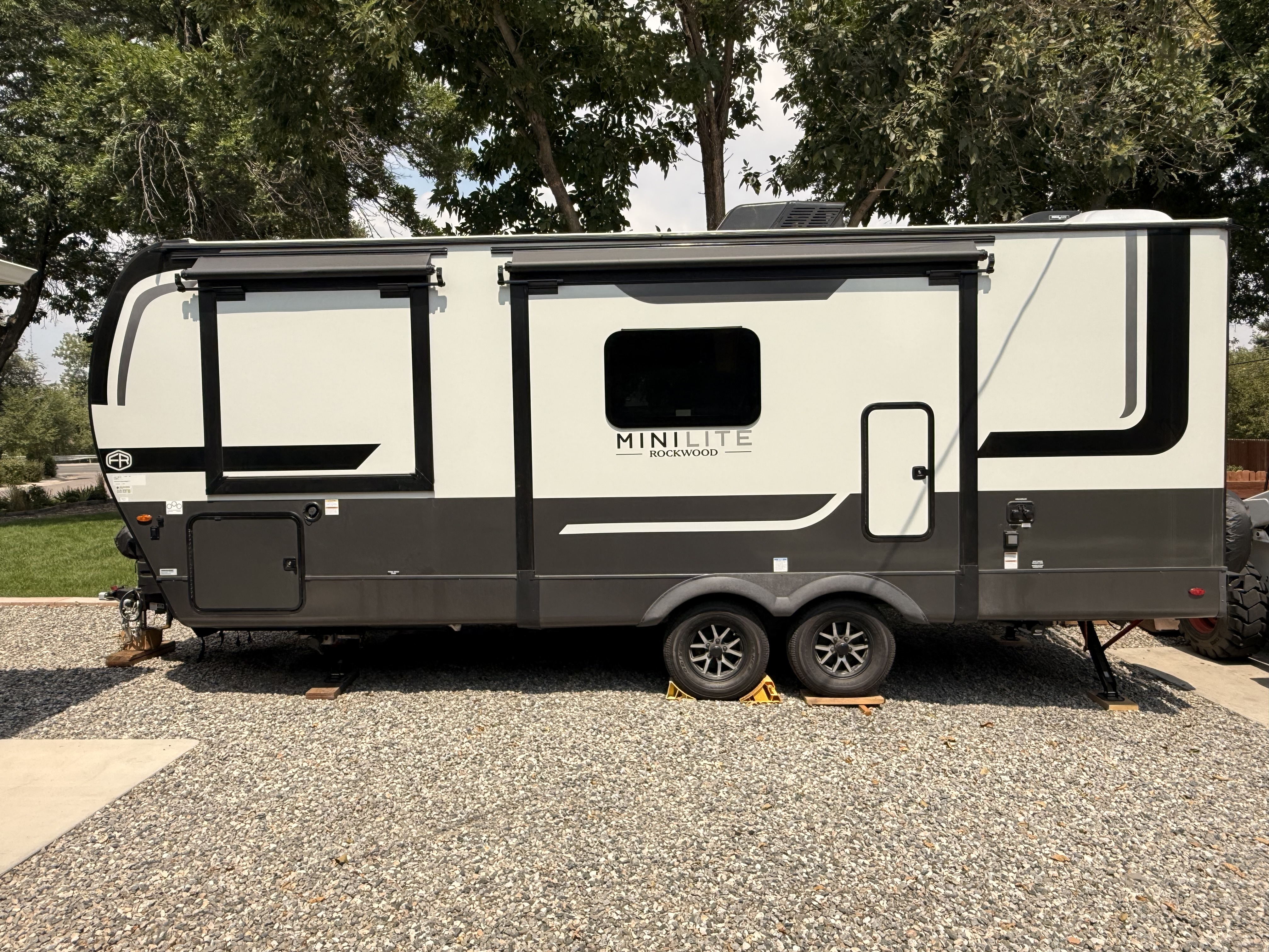 2026 Forest River ROCKWOOD MINI LITE 2513S in centennial CO