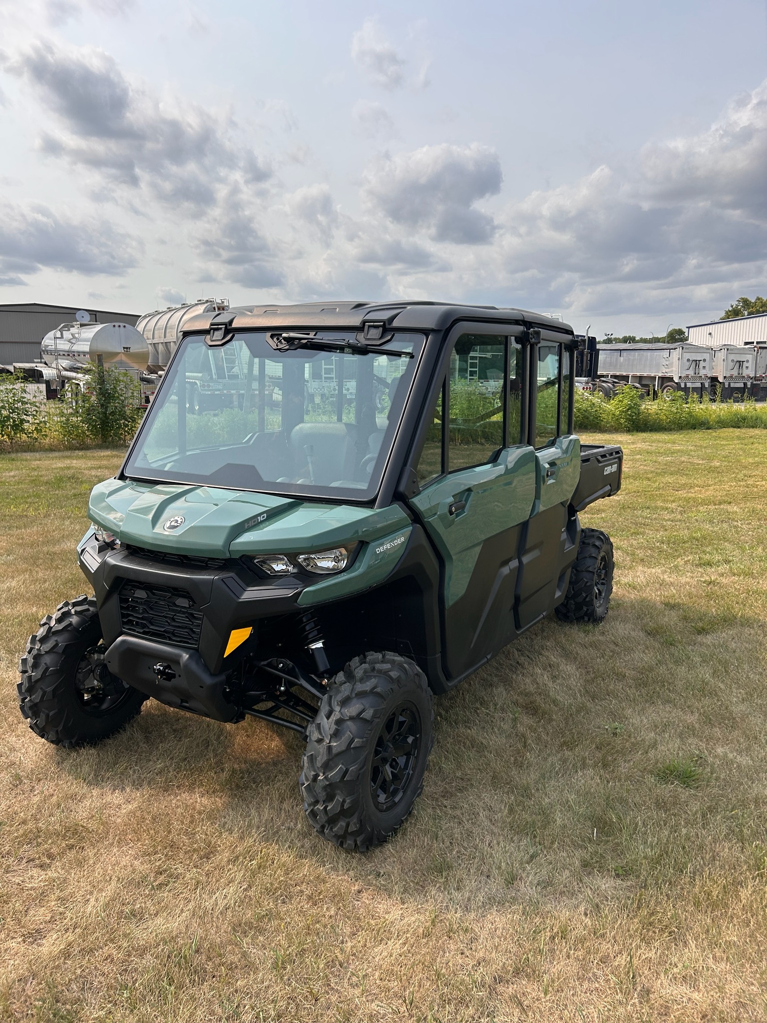 2026 Can-Am Defender MAX DPS CAB HD10 DPS HD10 in hawley MN