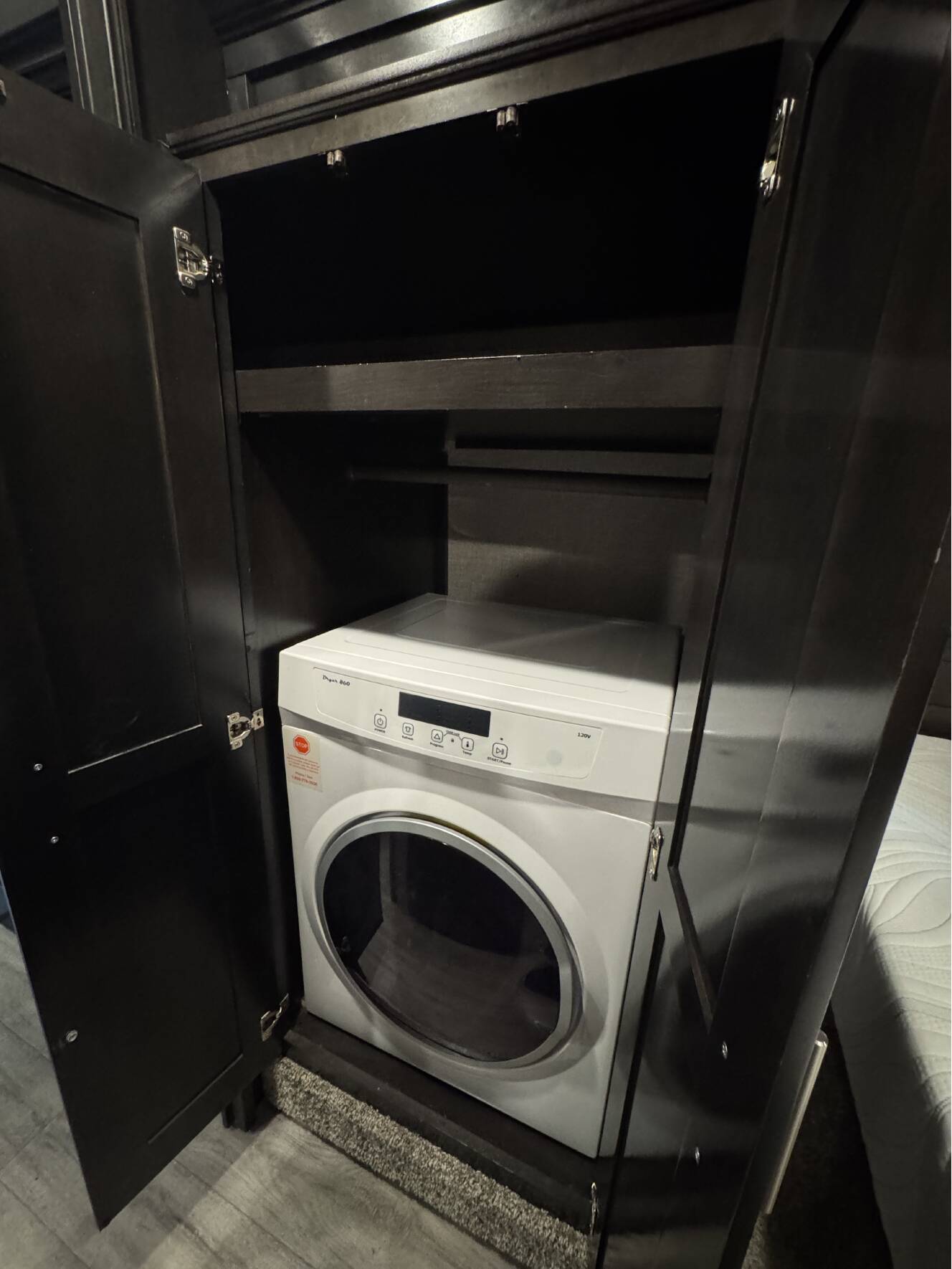 A photo of this 2022 Jayco PINNACLE 38SSWS