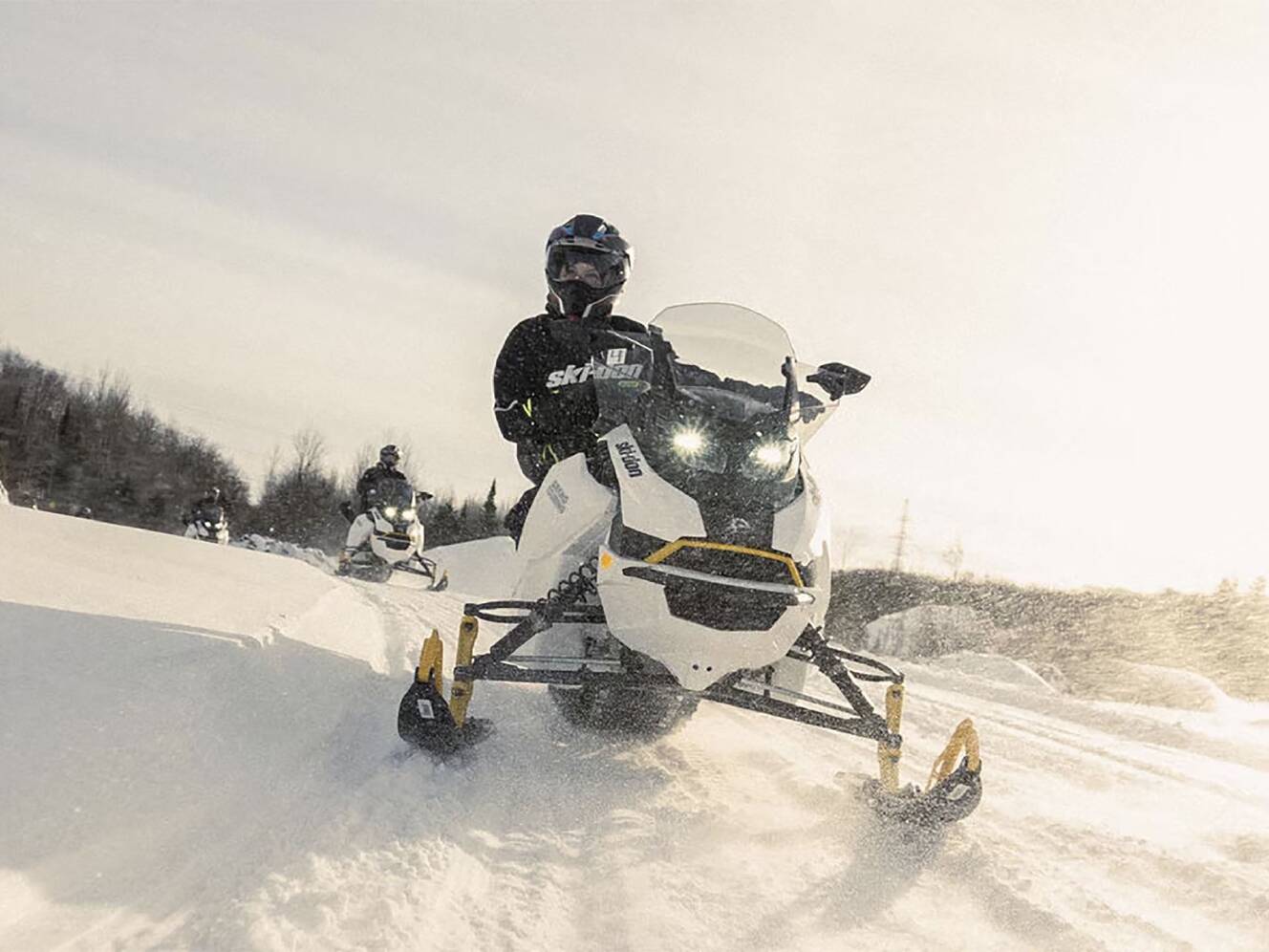 A photo of this 2025 Ski-Doo Expedition Electric Rotax E-Power ES Cobra 1.6 w/ 10.2