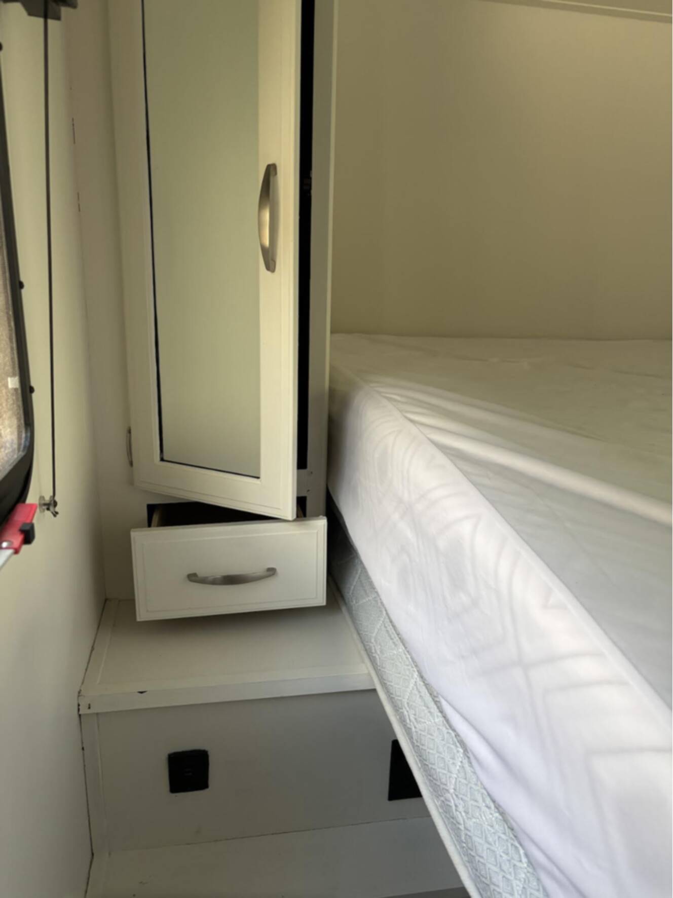 A photo of this 2019 Grand Design Imagine 2500RL