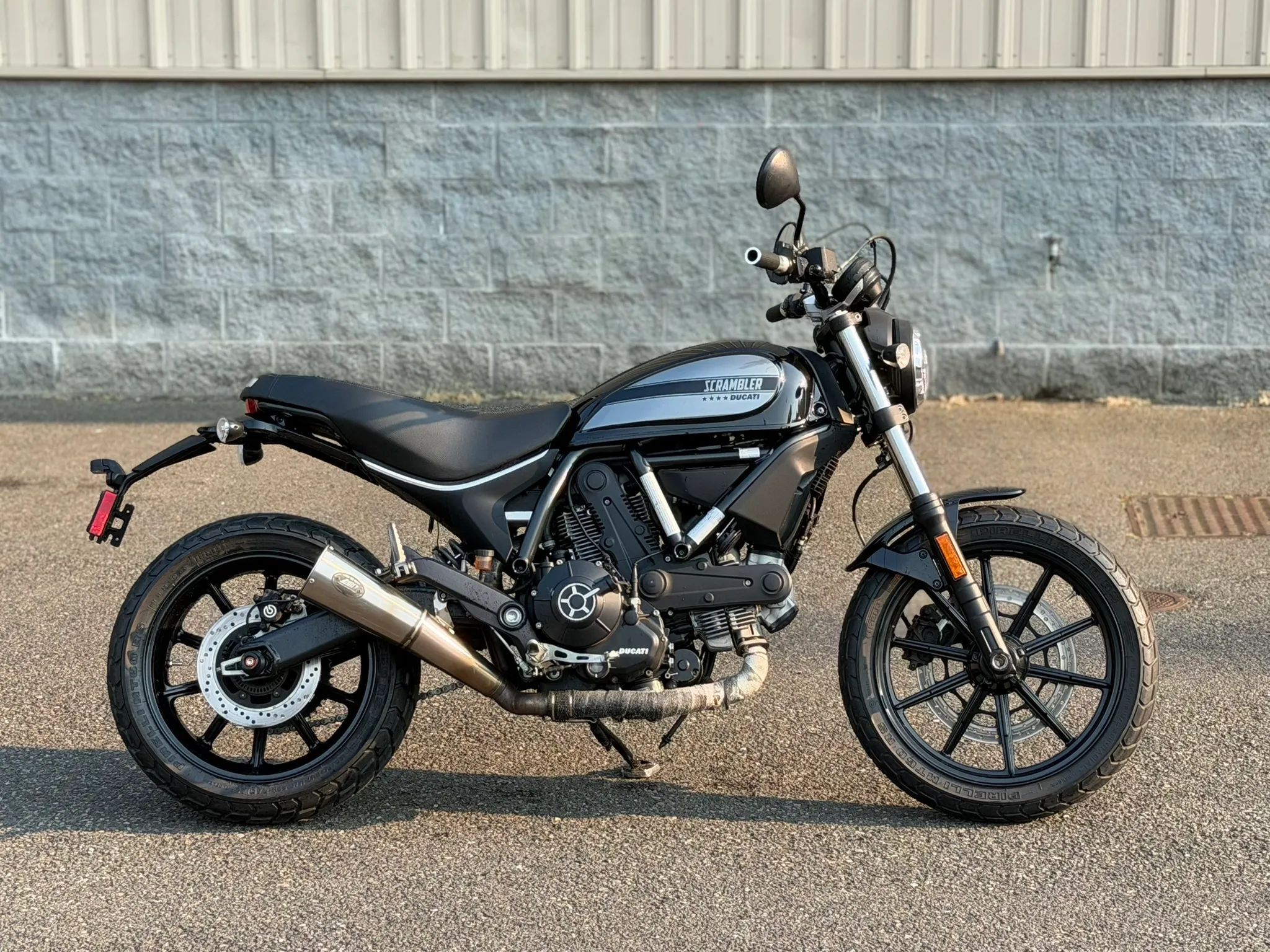 2016 Ducati SCRAMBLER SIXTY2 SIXTY2 in Seattle, WA
