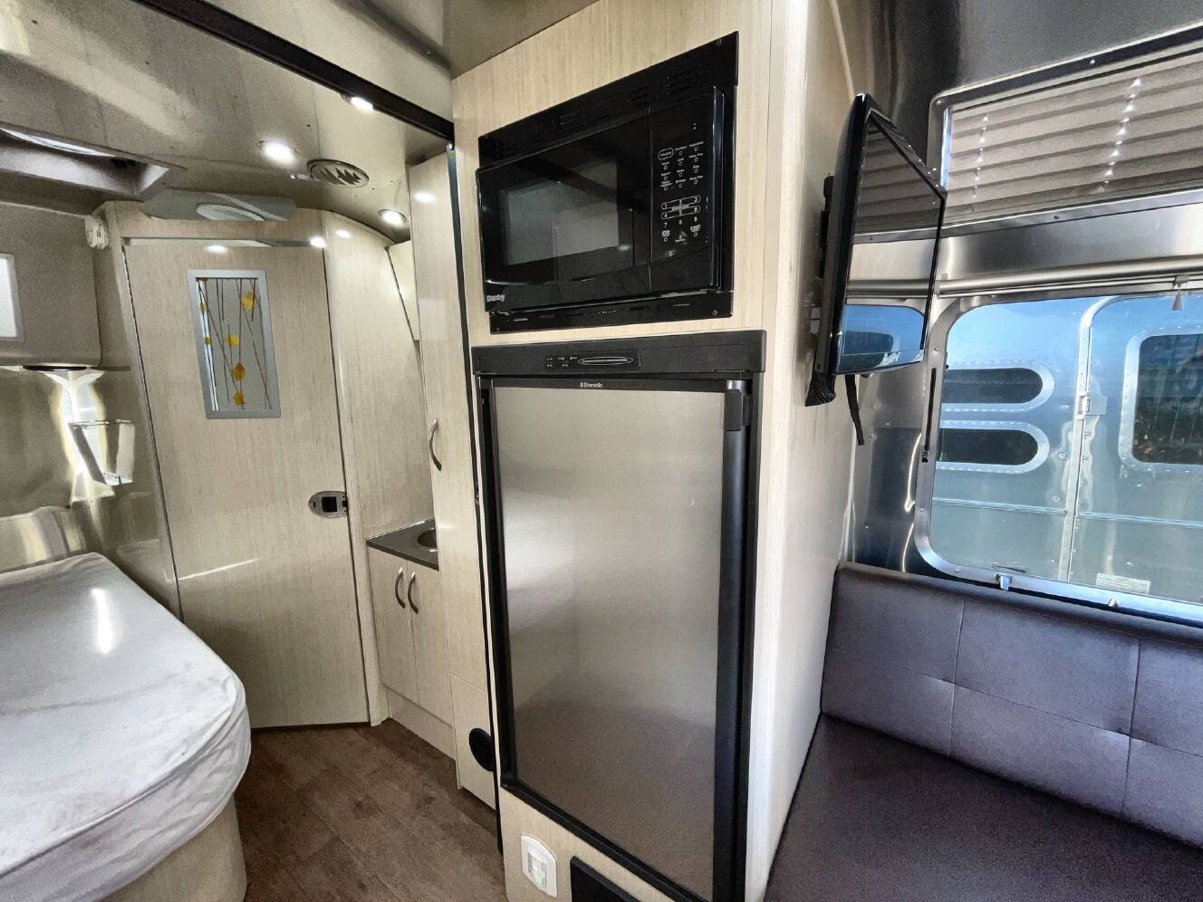 A photo of this 2017 Airstream International Serenity 23D