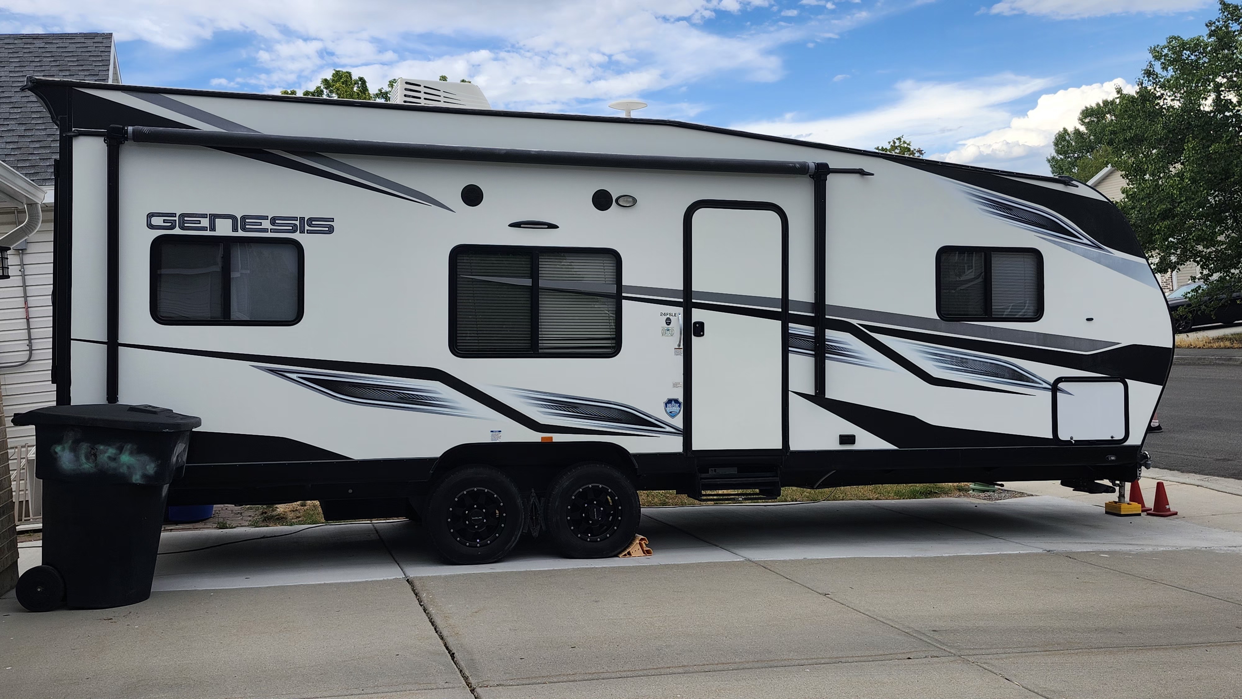 2021 Genesis Supreme Rv OTHER RV
