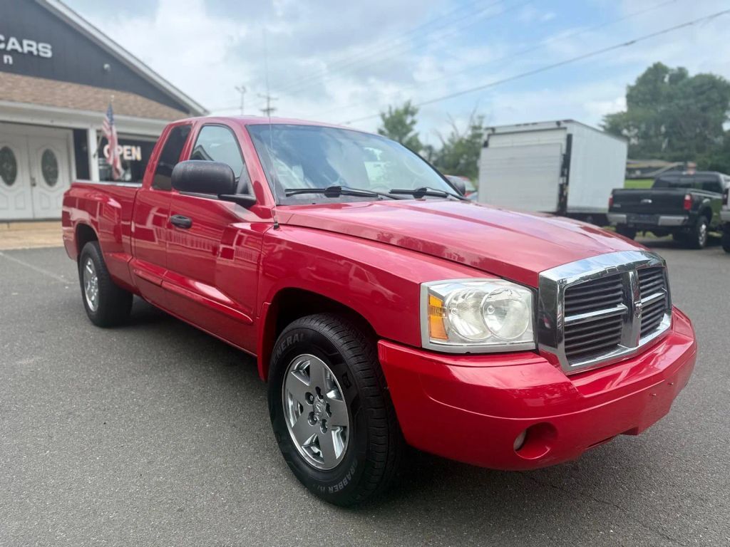 2005 DODGE DAKOTA in Warrenton, VA