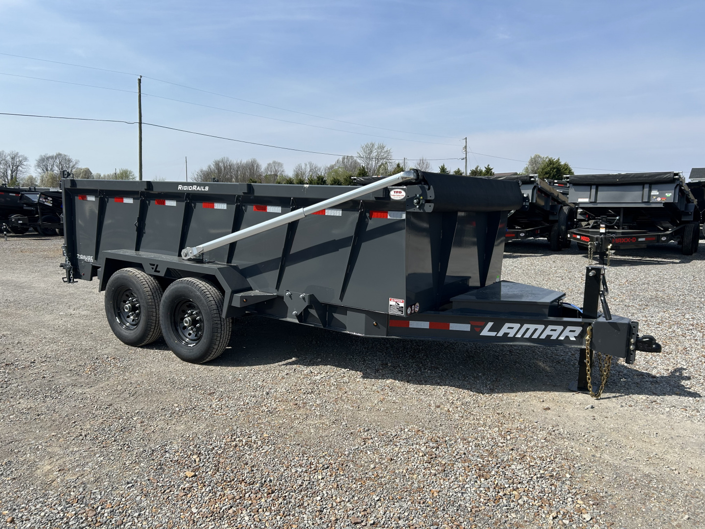 2026 Lamar Trailers DL831427 in Dexter, KY