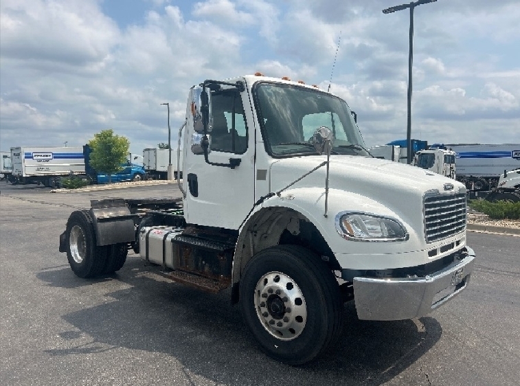 2019 FREIGHTLINER BUSINESS CLASS M2 106 in Madison, WI