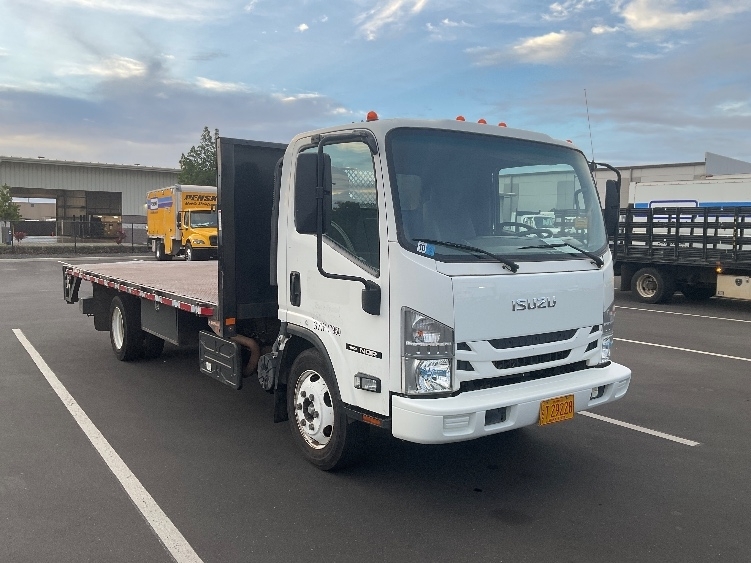 2020 ISUZU NQR in Kapolei, HI