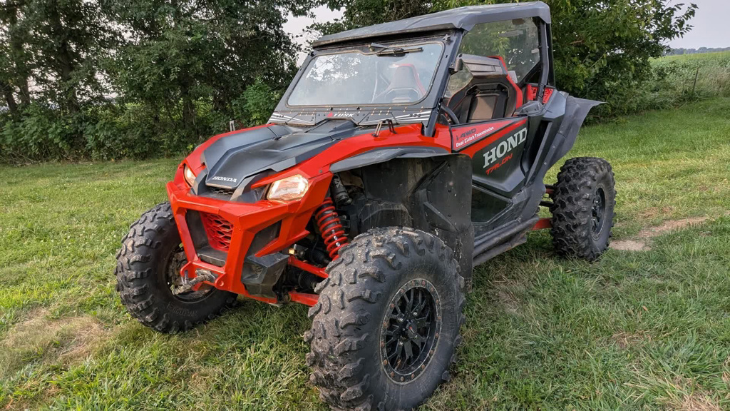 2023 Honda Talon 1000R in effingham IL