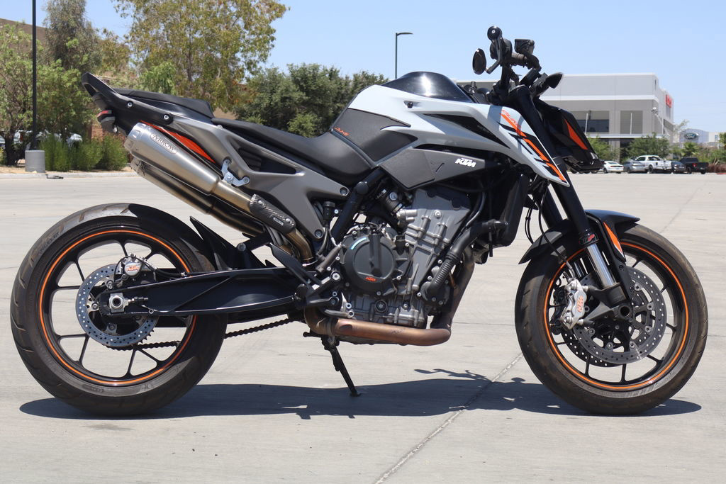 2023 KTM Duke 790 DUKE in Goodyear, AZ