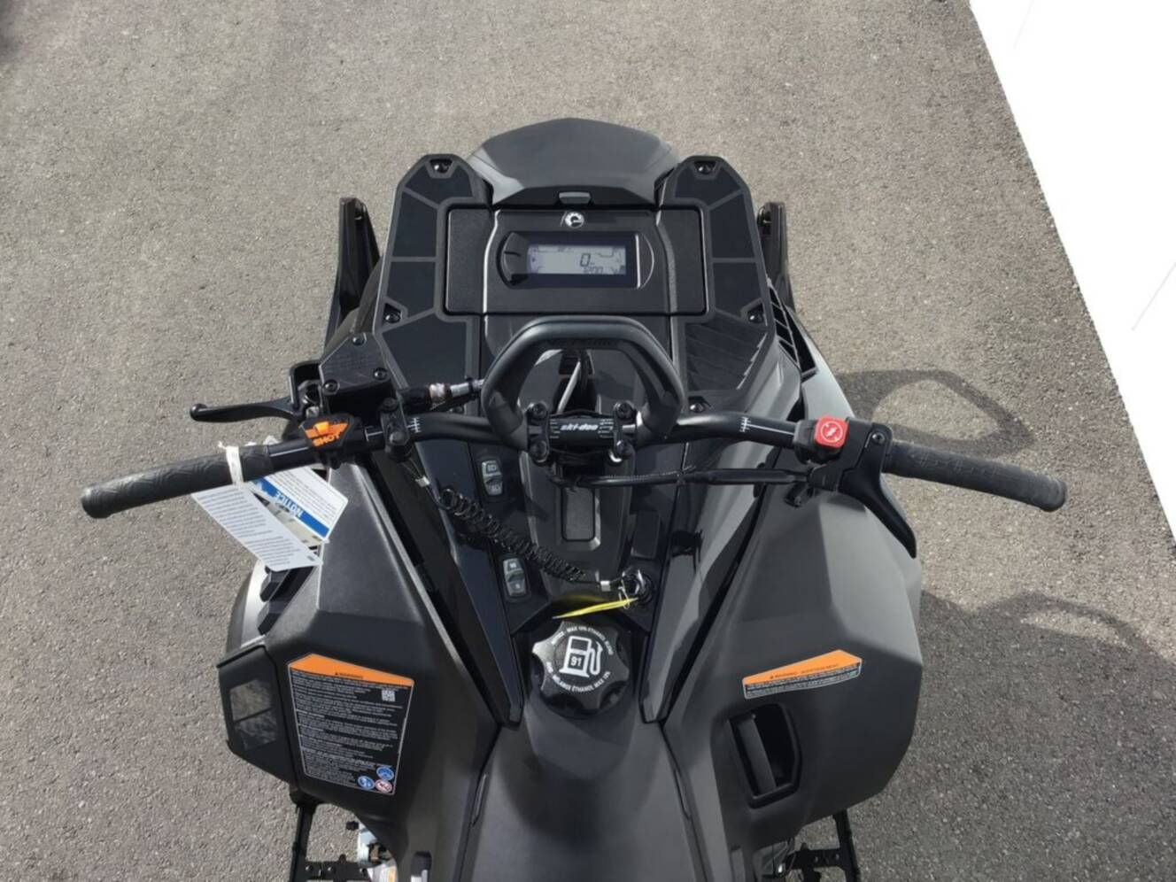 A photo of this 2025 Ski-Doo Summit® Adrenaline® with Edge Package 850 E-TEC 146 S