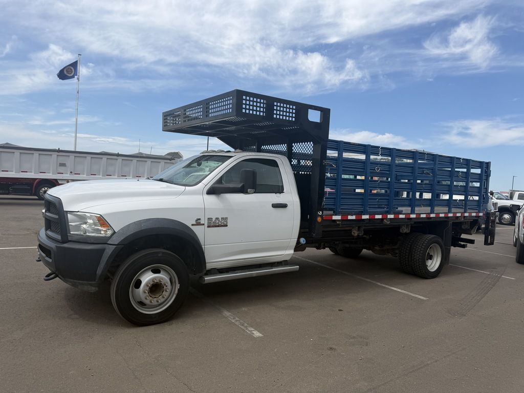 2016 RAM 5500 4X4 FLATBED in Rice, MN