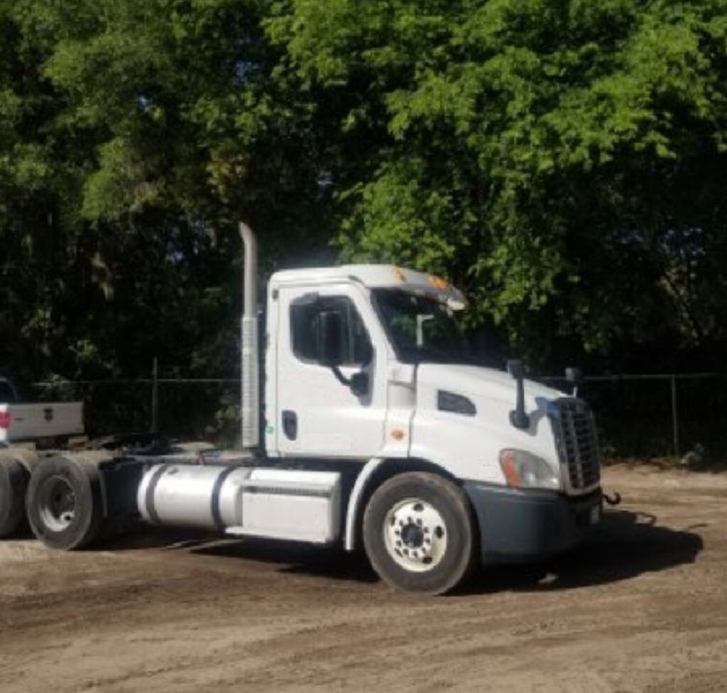 2013 FREIGHTLINER Cascadia TUNED DELETED in Jacksonville, FL