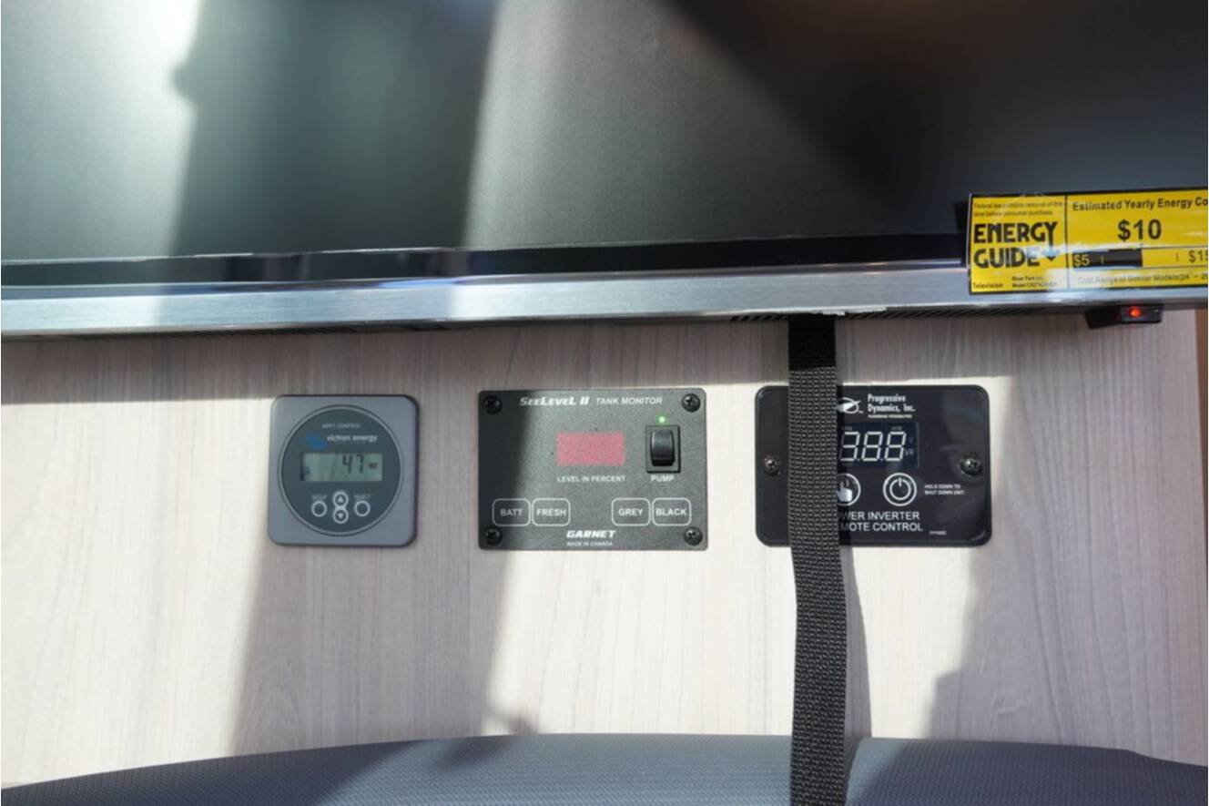A photo of this 2026 Airstream Globetrotter 25FBT