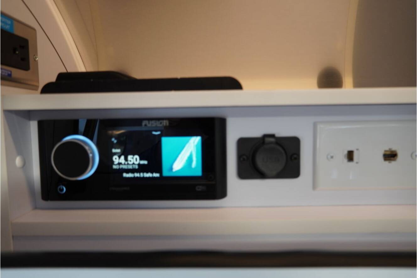 A photo of this 2026 Airstream Globetrotter 25FBT