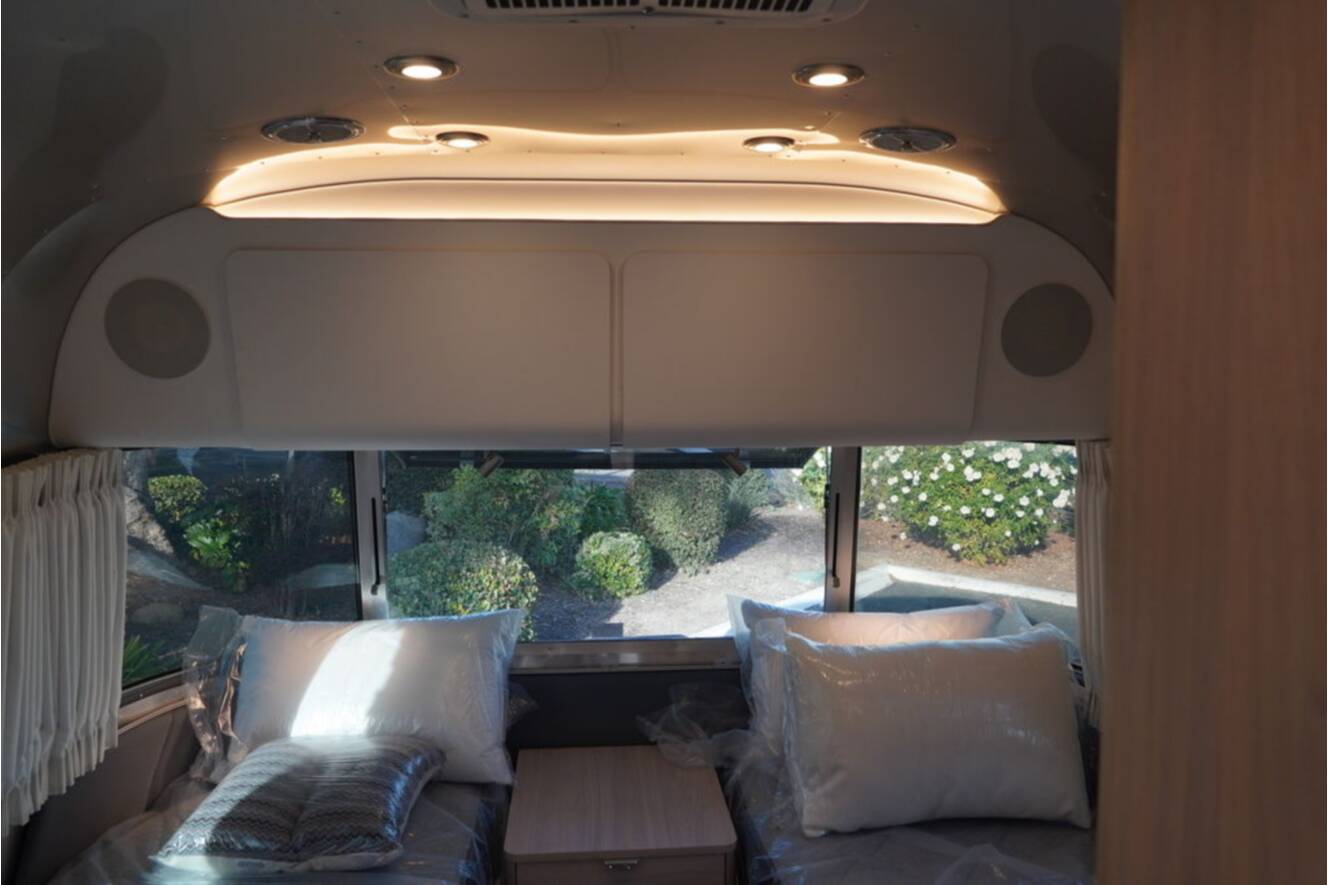 A photo of this 2026 Airstream Globetrotter 25FBT