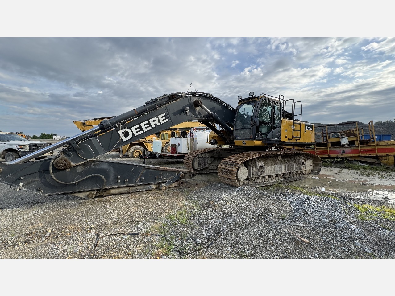 2017 JOHN DEERE 470GLC in Saint Louis, MO