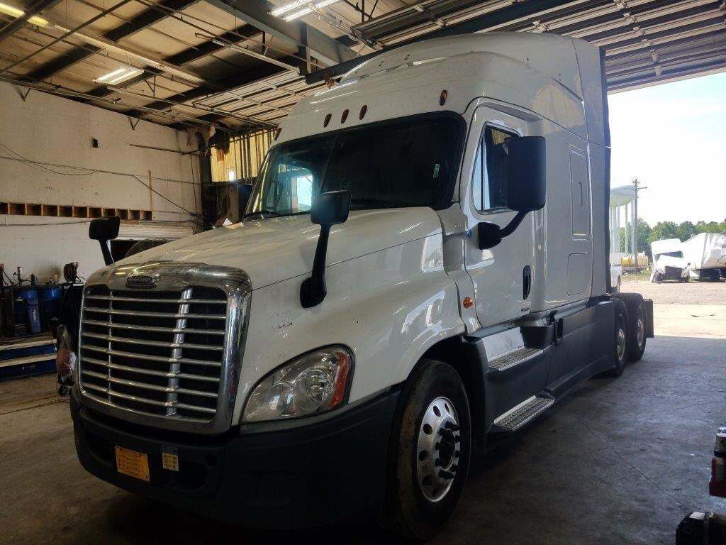 2017 FREIGHTLINER Cascadia 125 Evolution in Jackson, MS