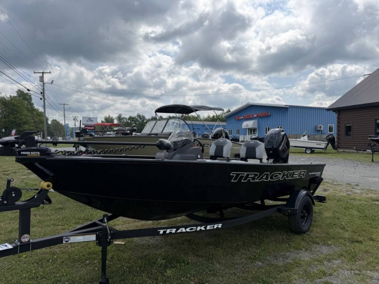 A photo of this 2027 Tracker® Boats SG V16 SC