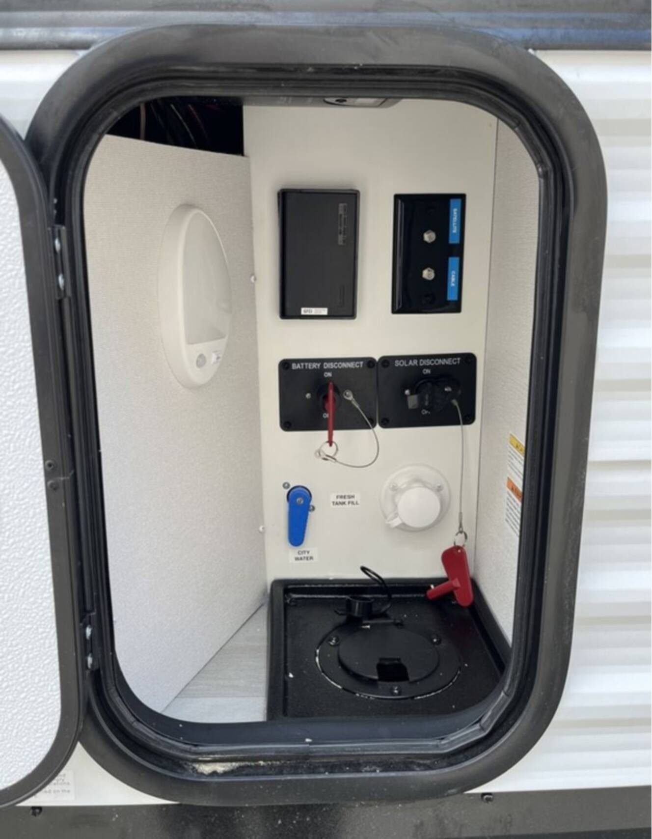 A photo of this 2026 Grand Design Momentum MAV 17MAV