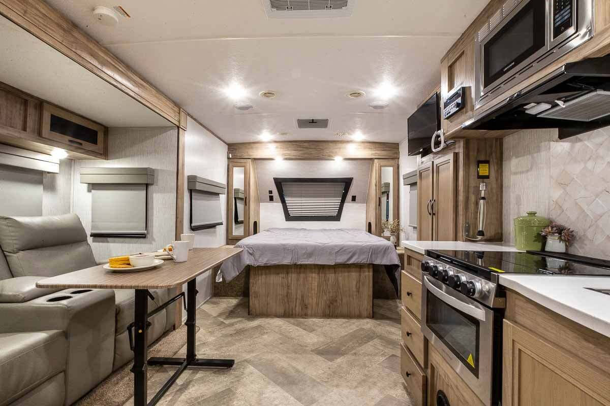 2022 Palomino SolAire Ultra Lite 208SS in walcott IA