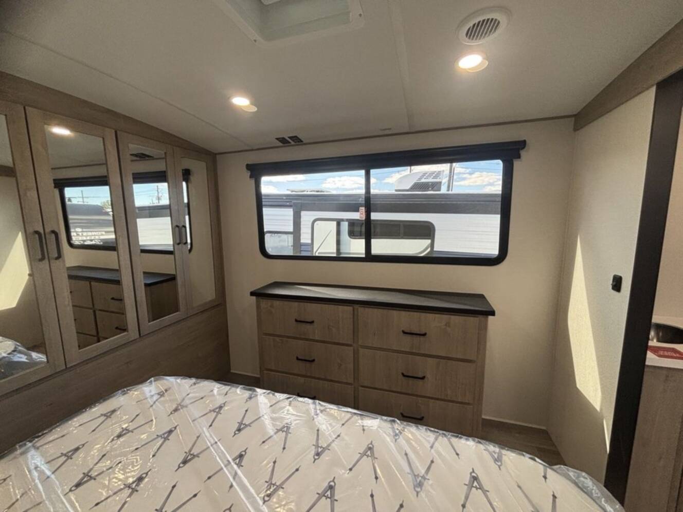 A photo of this 2026 Grand Design Imagine 2700BS