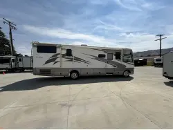 2006 NATIONAL DOLPHIN 5535