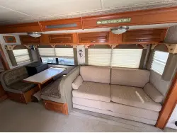 2006 NATIONAL DOLPHIN 5535