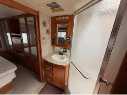 2006 NATIONAL DOLPHIN 5535